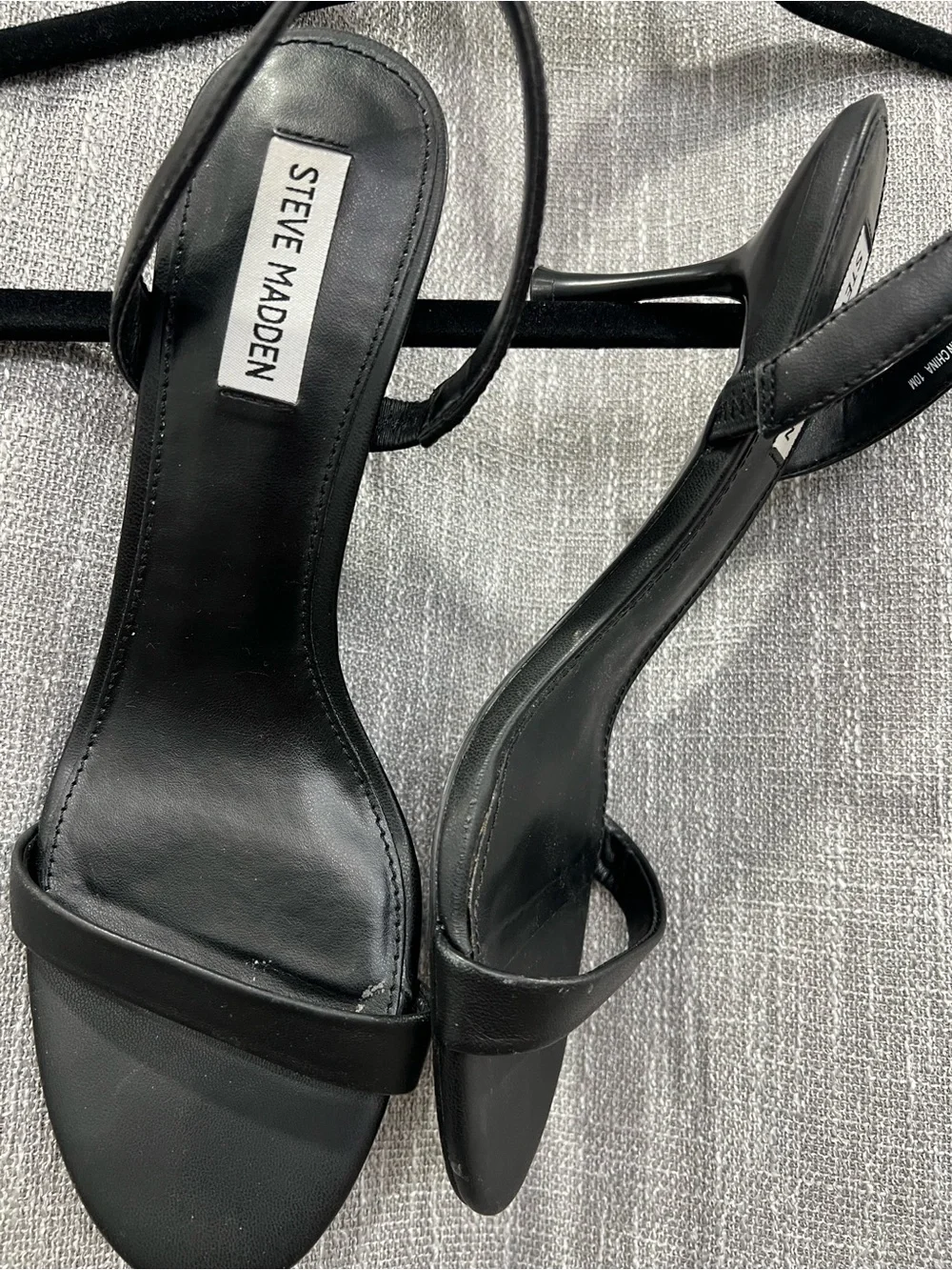 Steve Madden sleek steve